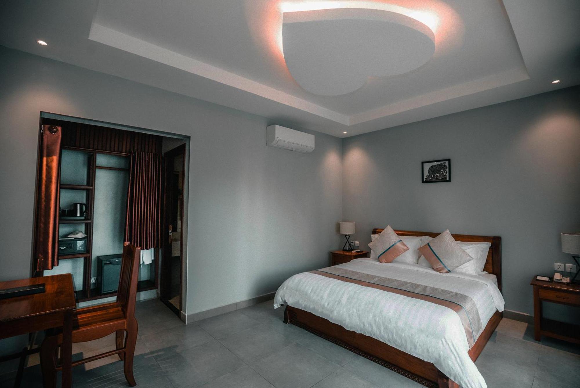 Sokchea Kampot Hotel Exterior foto